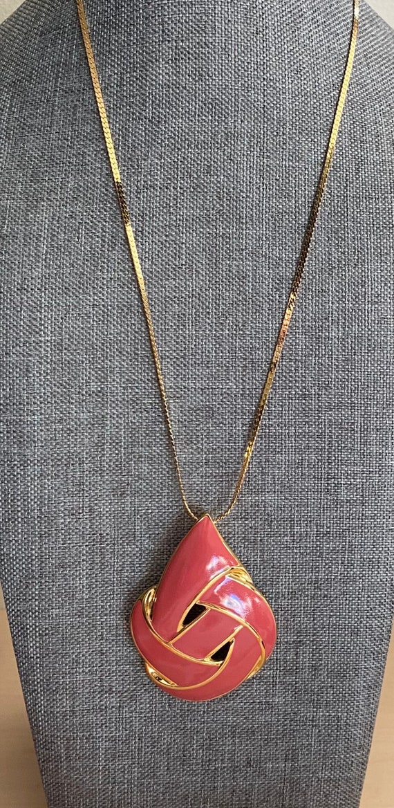 Vintage NAPIER necklace chain & mauve enamel penda