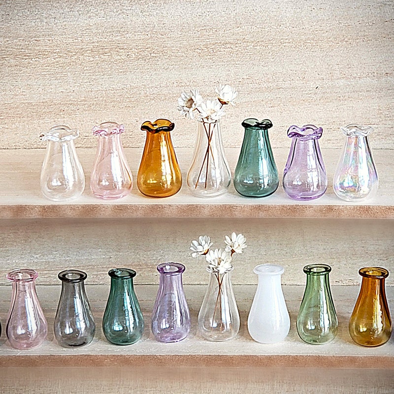 Personalized MINI Glass Vase Miniature Cat Whisker Micro Dollhouse Accessories 1/12, Flower Bud Bottle, Unique Shower Wedding Party Favors