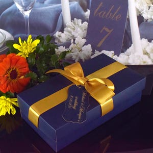 Cajas azul marino, cajas con tapa, cajas con lazo, cajas elegantes, cajas para damas de honor, cajas de embalaje, cajas de papel personalizadas, cajas de regalo azul marino