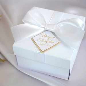 Boîtes de dragées blanches, boîtes de dragées de mariage ivoire, boîtes de dragées personnalisées, boîte de bonbons, boîte de dragées, boîtes de dragées de mariage, cadeaux personnalisés