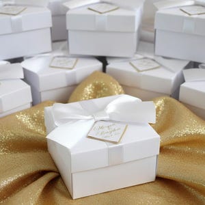 Custom Wedding Favor Boxes: Ivory or White With Ribbon - Etsy