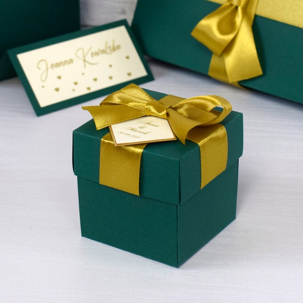 Elegant favor boxes, Emerald wedding box, Emerald Green & Gold Wedding favor boxes with satin ribbon bow and custom tag, Wedding Welcome Box