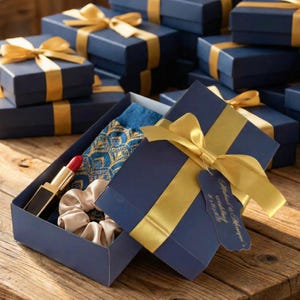 Scatola regalo blu navy con nastro: elegante confezione per damigelle d'onore