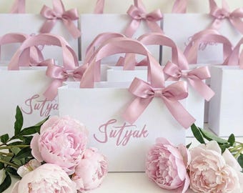 Personalized Wedding Favor Bags: White Paper Gift Bags with Ribbon