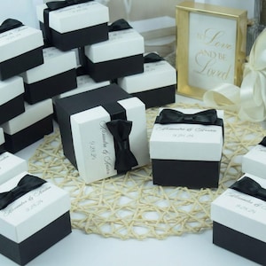 Coffrets cadeaux personnalisés en noir et blanc, cadeau de mariage avec noeud