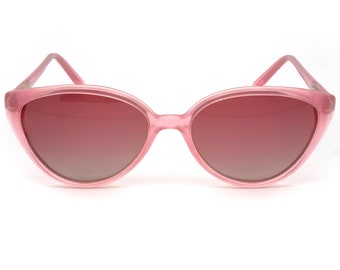 Vintage cat eye sunglasses, made in France in the 1970s by Argos. Rare pink sunglasses for women