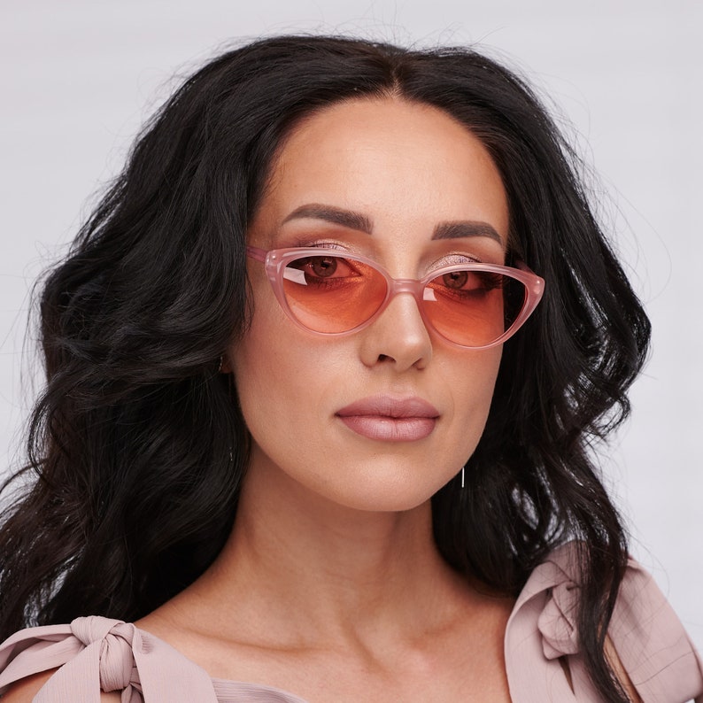 Vintage cat eye sunglasses, made in France in the 1970s by Argos. Rare pink sunglasses for women image 5