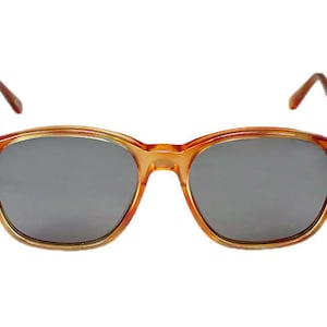Gianni Versace sunglasses 80s, made in Italy. Original vintage sunglasses - never worn, mint condition
