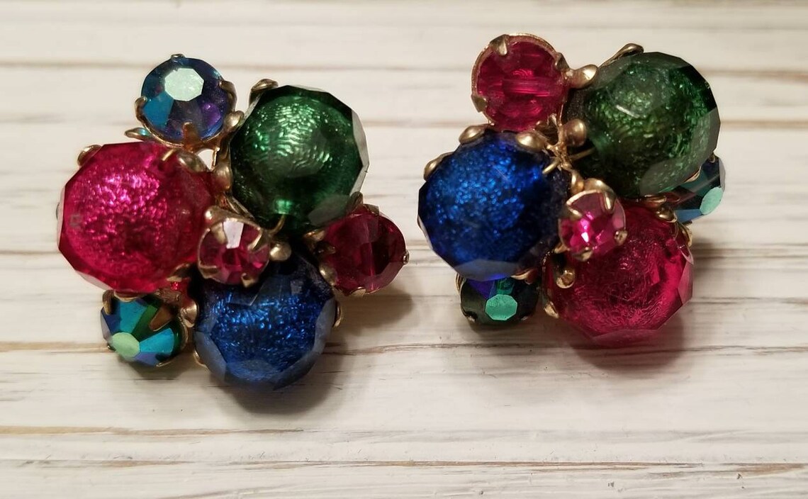 Vintage Vogue Cluster ClipOn Earrings Etsy
