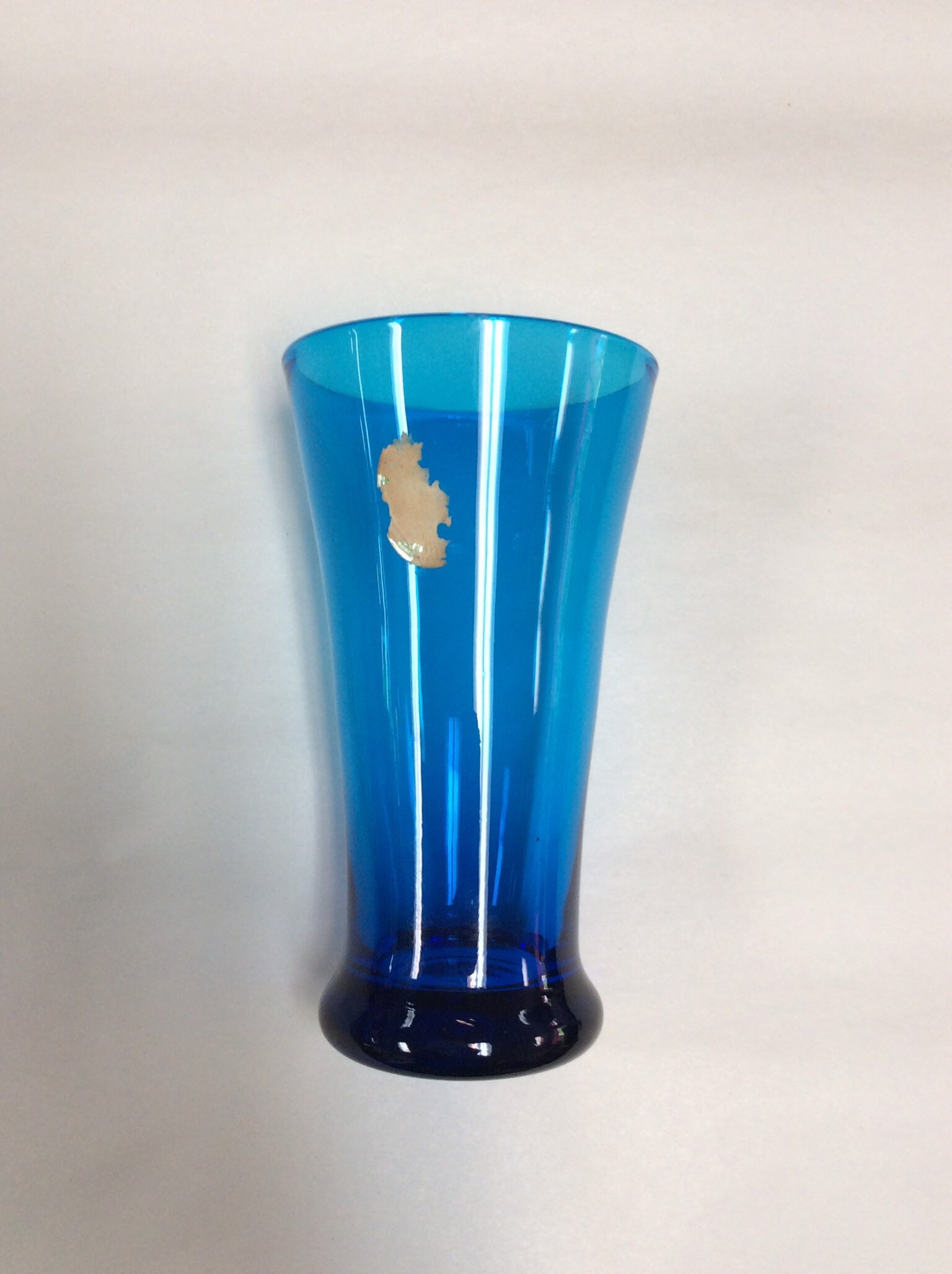 Williamsburg CW5T tavern glass in sapphire blue. Made by Blenko Glass.