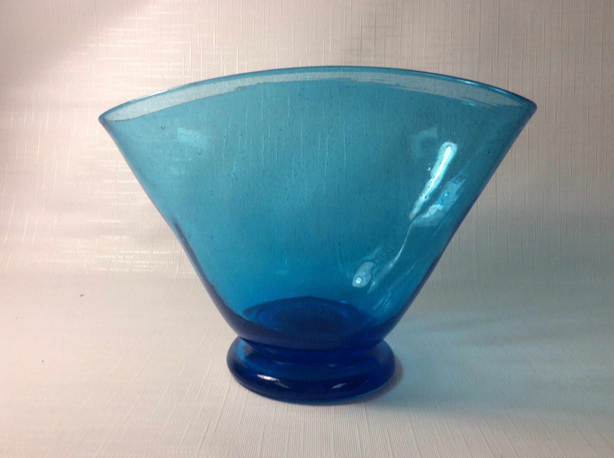 radium glass fan vase radium glass fan vase