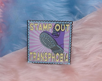 Épinglette en émail pour transphobie