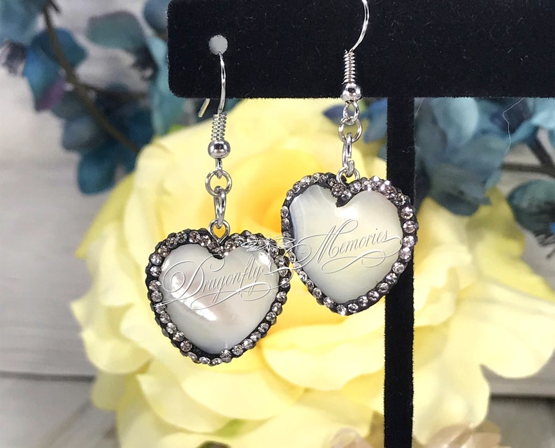 Boho Earrings Tropical Beach Earrings Valentines Heart Shell Earrings Shell Heart Dangle Earrings Summer Earrings Beach Earrings
