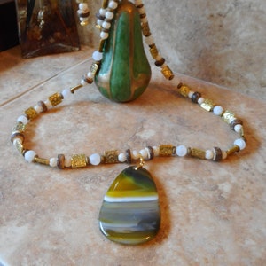 Agate Pendant Necklace: White Jade, Hematite & Gold Accents