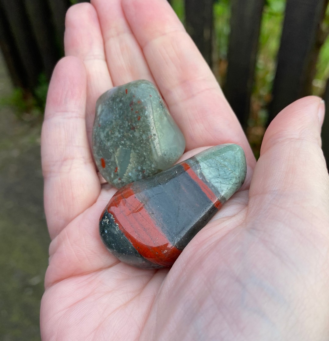 Seftonite Aka Vulcans Jasper or African Bloodstone Tumblestone Etsy UK