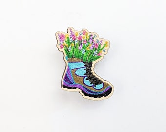 Wildflower Filled Hiking Boot Pin | Eco-Friendly Wooden Badge | Hiker Camper Trekker Nature Lover Outdoor Adventure Gift