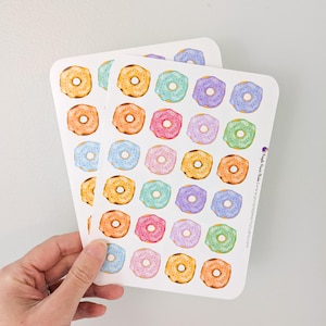 Grandes feuilles d'autocollants arc-en-ciel pour beignets | Stickers desserts colorés pour agendas et cadeaux | 2 feuilles, 5 x 7 po. | Mat, brillant ou amovible