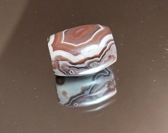 Hand Carved Australian Agate Bead.