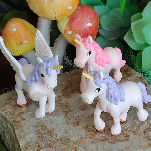 Sweet Standing Unicorns, Miniature, Dollhouse, Fairy Garden, Unicorn with Wings, Pink, Lavender, Gold Unicorn Horn, Flying Unicorn,