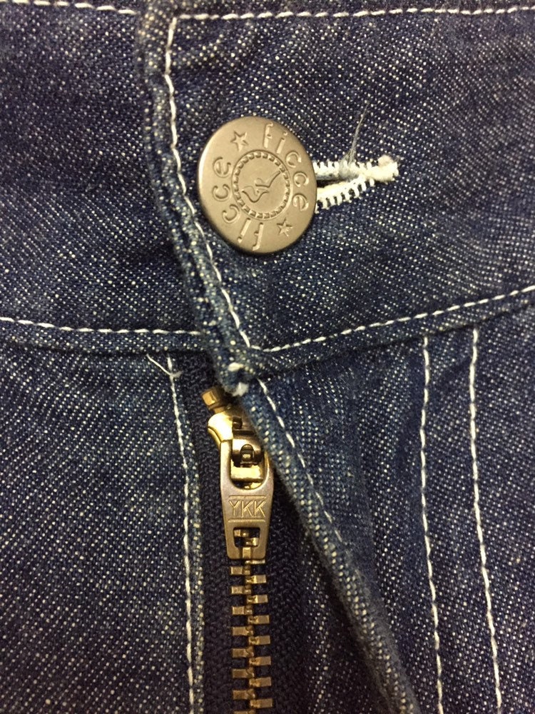 Vintage 90s Yoshiyuki Konishi Ficce Jeans X Hanna Barbera Vintage 90s Yoshiyuki Konishi Ficce Jeans X Hanna Barbera