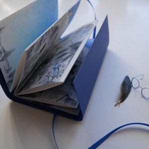 Bird Silent Story Concertina artist book image 5