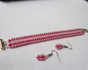 Pink Pearl with White Seed Beaded Bracelet