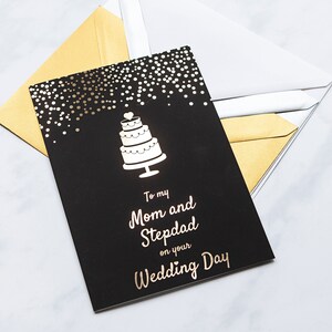 Para minha mãe e meu padrasto no dia do casamento, cartão preto e dourado, cartão de casamento para mãe e padrasto, cartão de casamento para mãe e padrasto