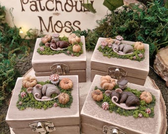 Sleepy Mouse Trinket box - *BEST SELLER* - Woodland - Mushrooms - Moss - Nature - Fairycore - Hobbitcore - Goblincore - Decor - Gift - Rat