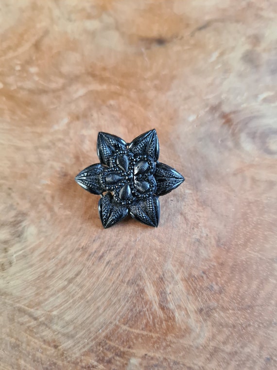 Broche Vintage Style Belle Époque - Floral En Verre Facetté Violet - Neuf Sans Emballage
