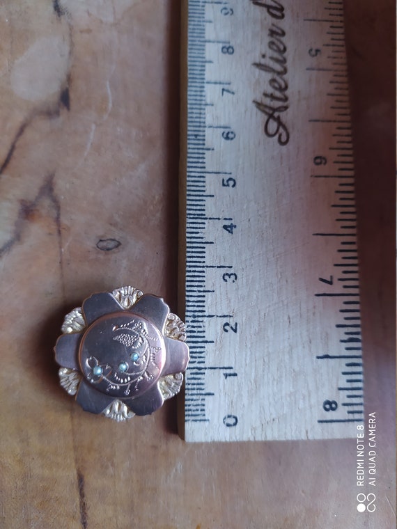 Broche Vintage époque Napoléon III - Motif Floral Ajouré, Plaqué Or - Ancienne Et Pleine De Charme