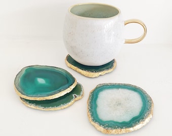 Agate Coaster in Green with Gold Edge. Geode Coasters. Crystal Coasters. Drink Coasters. Boho Decor. Hygge Decor. Agate Slice. Gift. Decor.