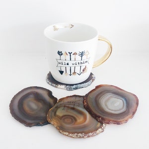 Natural Agate Coaster. Agate Slice. Geode Coasters. Stone Coasters. Drink Coasters. Table Decor. Agate Coaster Set. Boho Decor. Hygge Decor.