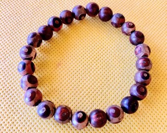 Tibetan Agate Dzi Bead Bracelet 8mm Beads, Stretchy, Reiki Charged, Protection, Good Luck, Spiritual Growth, Third Eye, Ancient Amulet