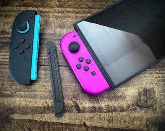 Nintendo Switch Joy-Con２つ付き Nintendo Joy Con 2 (L)/(R) Light Blue/Light Red Multi BEEAJAAAA
