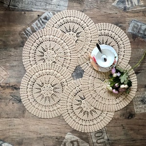 Lace Doilies set / Handmade doilies set / Vintage doilies / Set of round doilies / Family gift / Doilies for family / Set of beige doilies