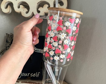 40oz Strawberry Glass Tumbler with Handle and Bamboo Lid
