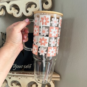 40oz Glass Tumbler, 40oz Glass with handle, Checkered Daisy Glass Tumbler , Coffee Glass, Viral Glass Tumbler with handle, Retro Checkered