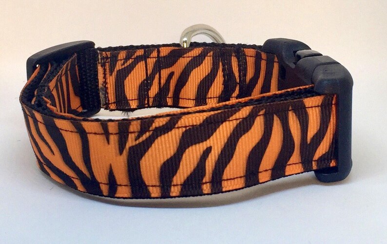 Girl Dog Collar Animal lover Dog Collar Handmade Dog Collar Dog lover collar Animal Print Dog Collar Pet Supplies Dog Collar