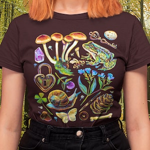 Cottagecore Shirt, Botanical T Shirt, Dark Cottagecore Aesthetic, Forestcore T Shirt, Fairycore T-Shirt, Frog Tee Shirt, Mushroom Tee Shirts