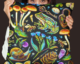 Goblincore Mushroom Frog Pillow, Cottagecore Forest Decor, Dark Botanical Nature Cushion, Whimsical Woodland Throw Pillow, Witchy Home Decor