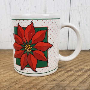 Vintage Christmas Coffee Mug Poinsettia Flower Red Green Ceramic Tea Beverage Cup December Holiday Warm Hot Beverage Dinner Party Decor