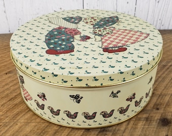 Vintage Big Hat Kids Cookie Tin Folk Art Bird Pattern Storage Treasure Box Trinket Storage Container Taiwan Country Chic Farmhouse Decor