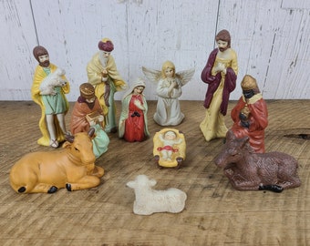 Vintage Nativity Set 11 Porcelain Figures Figurines Characters Baby Jesus Birth Creche Scene Religious Gift for Christian Catholic Christmas