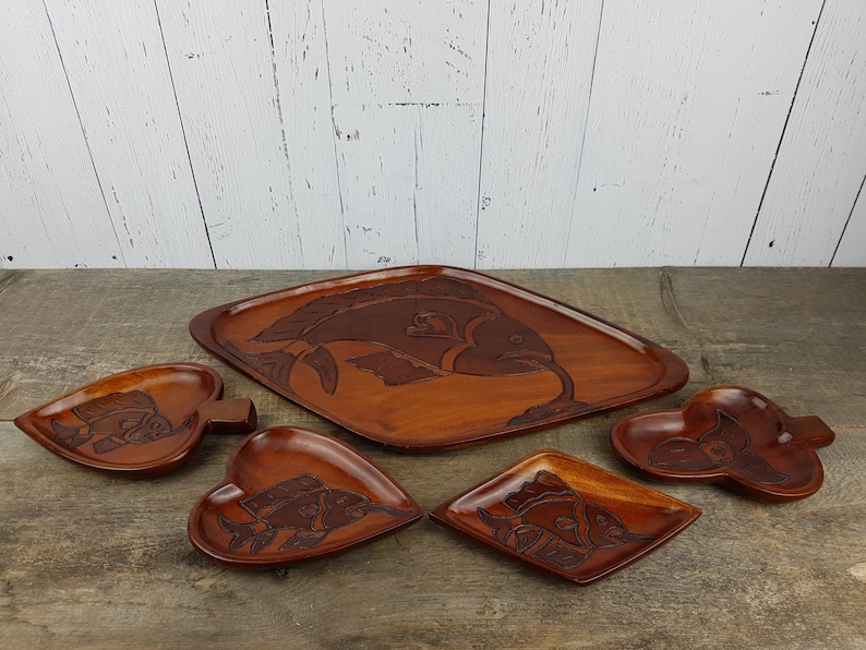 Vintage Carved Fish Wood Serving Set Large Tray with 4 Dishes Card Suit Shaped Serving Snack Bowls Poker Night Casino Game Asian Coy Fish
