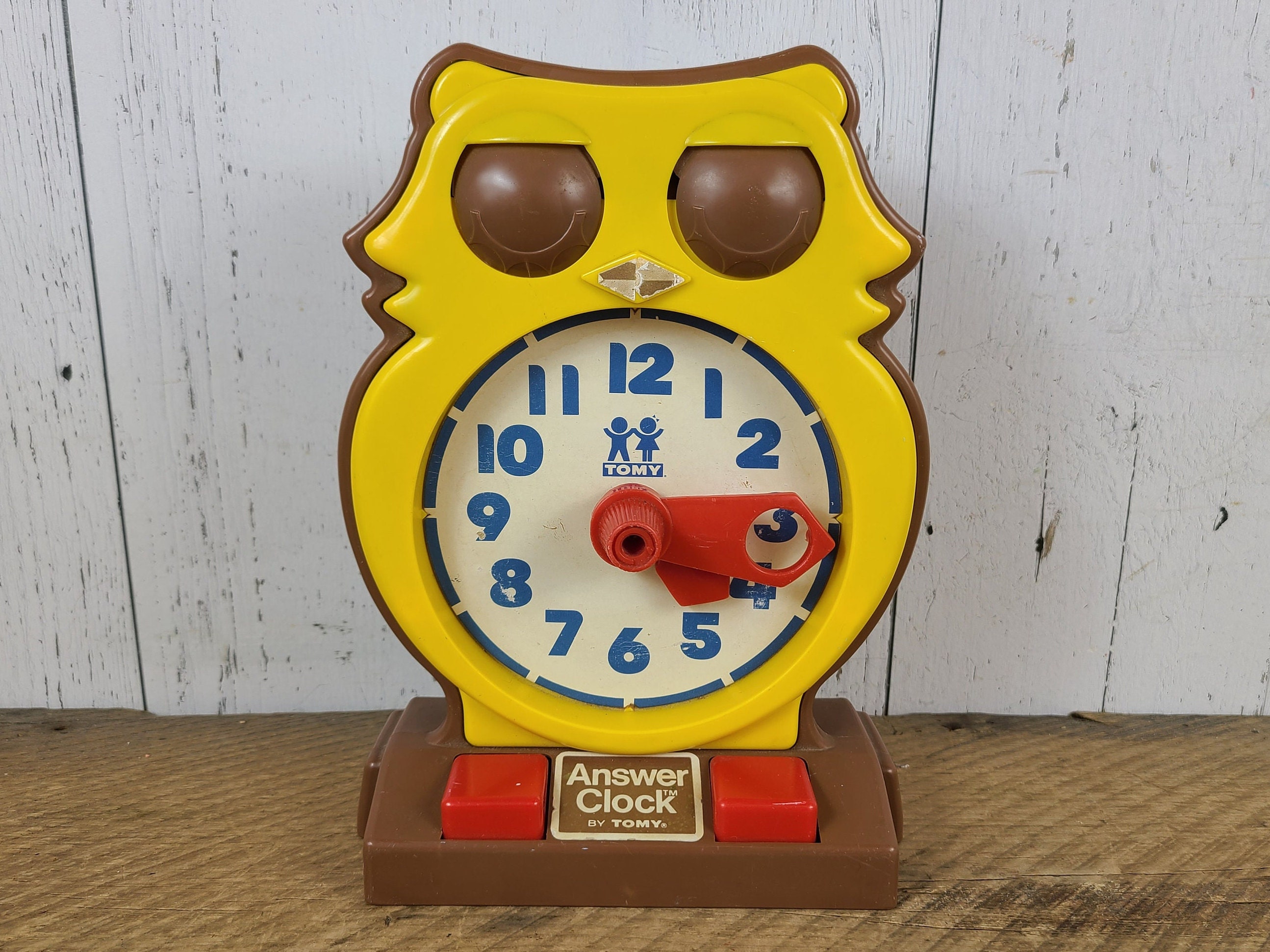 Tomy owl sale clock