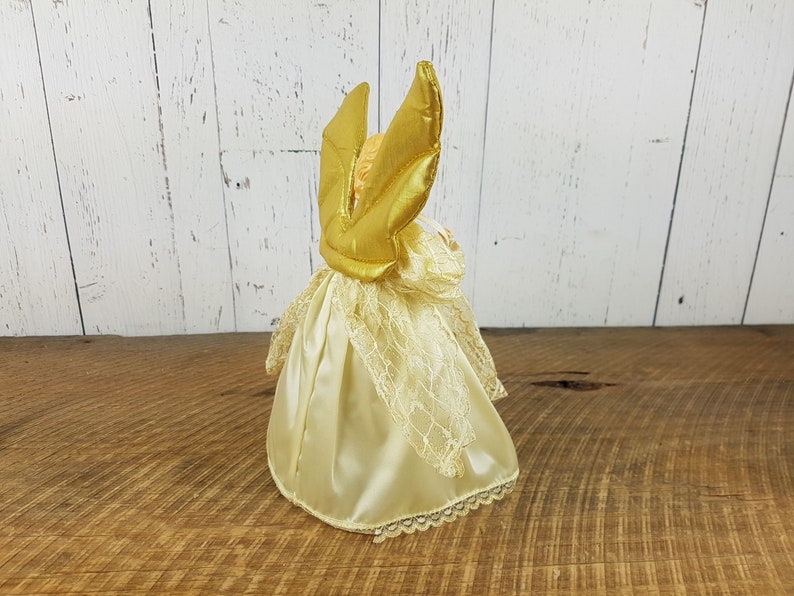 Vintage Peaceful Angel Christmas Tree Topper 9 Resin Doll Gold Wings Ivory Satin /& Lace Dress Retro Tree Top Decor Trimming Party December