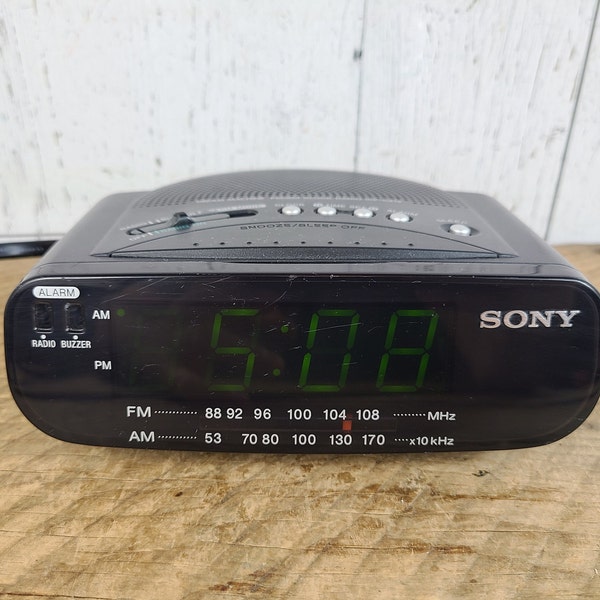 Vintage Sony Dream Machine Alarm Clock Radio Retro 90s Black FM/AM Bedside Electronic Digital Display Model ICF-C212 Modern Decor