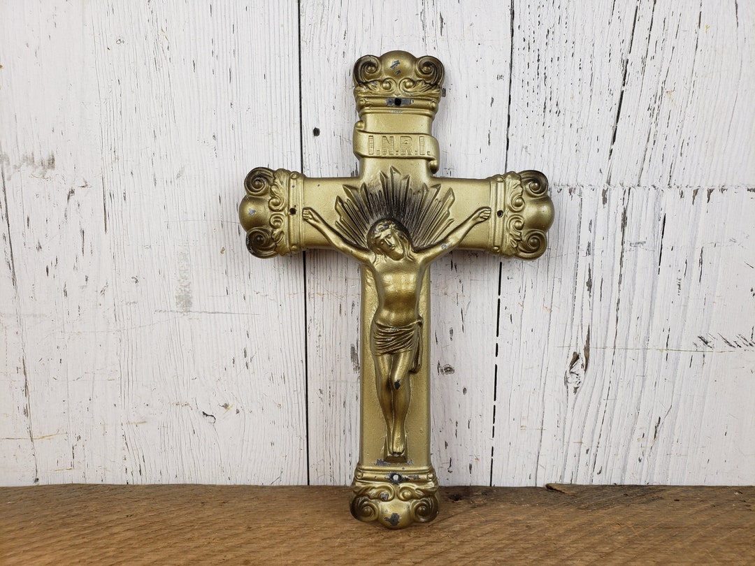 Vintage Wall Cross Gold Color Metal Crucifix 9 Jesus Crucifixion Long