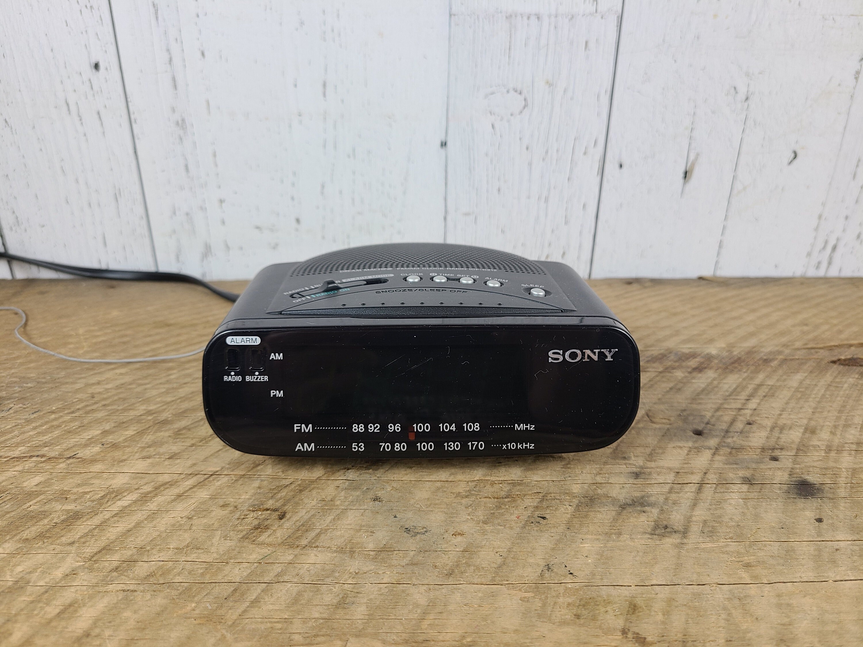 Vintage Sony Dream Machine Alarm Clock Radio Retro 90s Black FM/AM