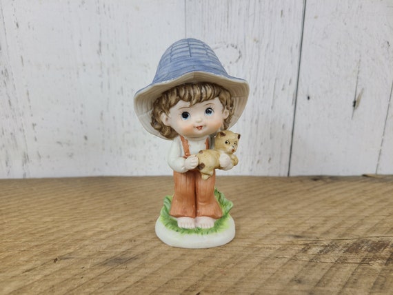 Vintage Young Boy Holding Kitty Cat Figurine Child W/ Kitten